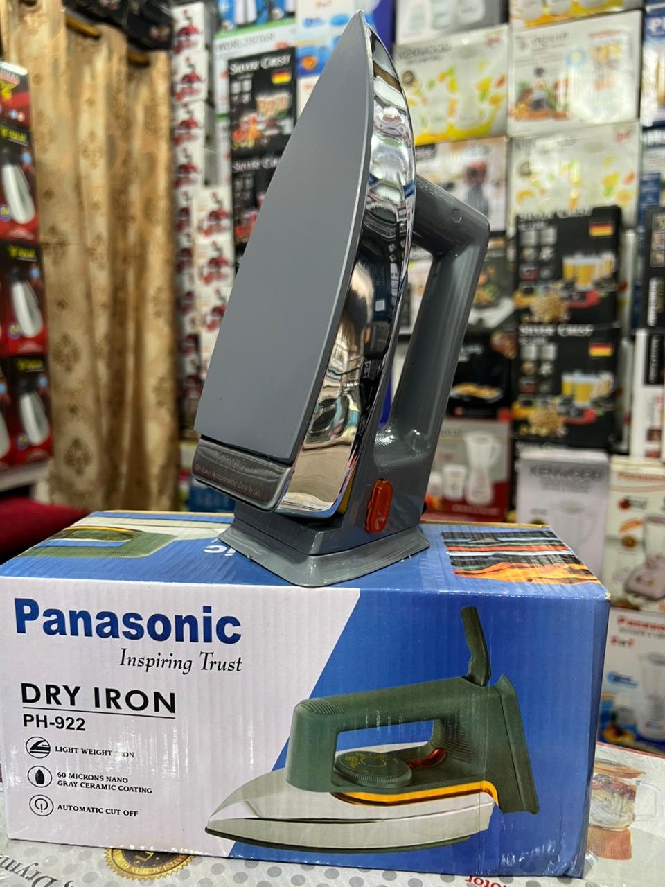 Lightweight automatic dry iron with  nonstick base auto thermostat and light and comfortable had grip original & lightweight full ceramic nonstick coated