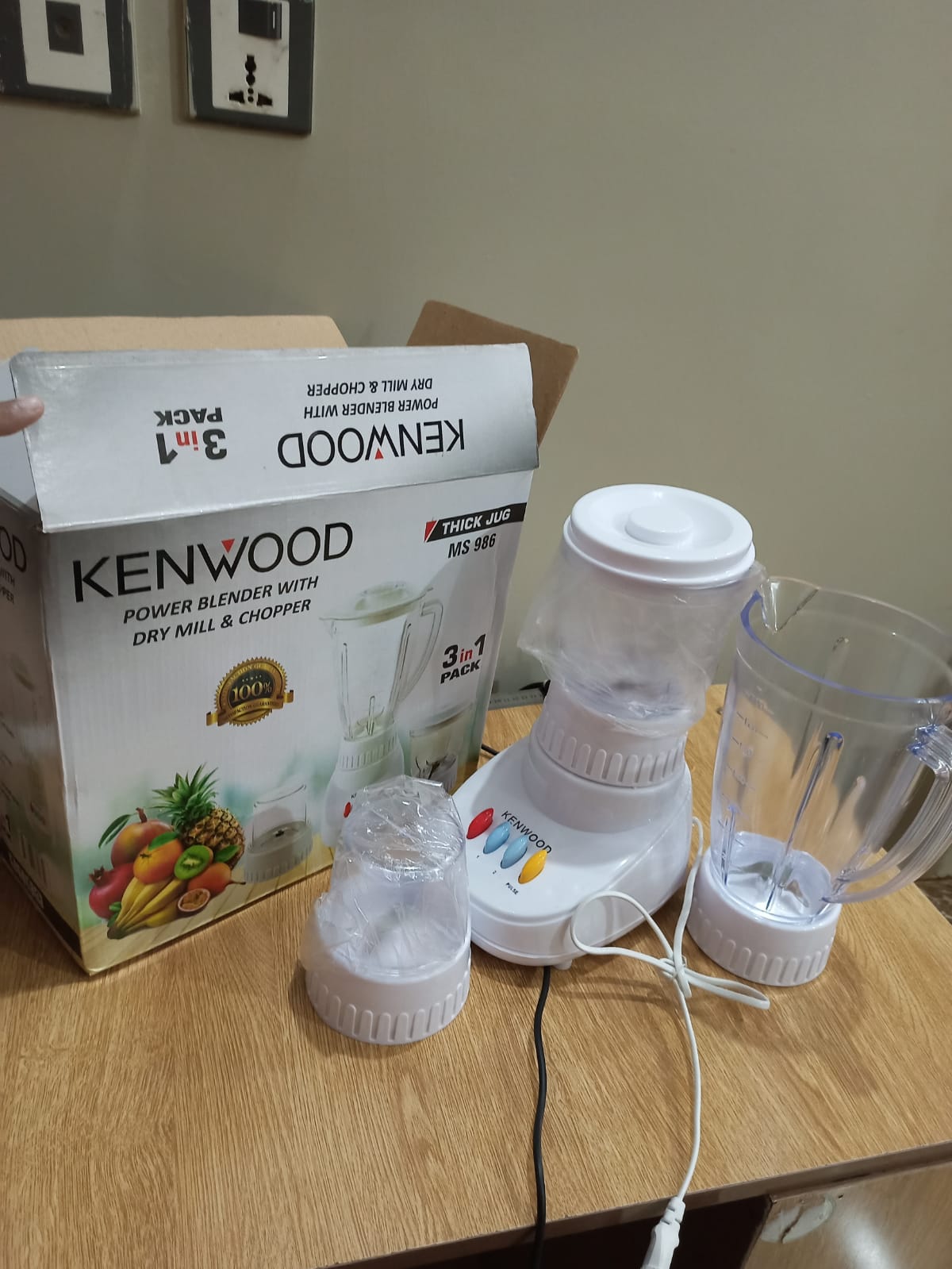 3‑in‑1 Kenwood / 2‑in‑1 Juicer‑Blender – Powerful Motor, 2 L Crystal‑Plastic Jug, Chopper‑Grinder & Juicer Attachments, Multi‑Speed Control